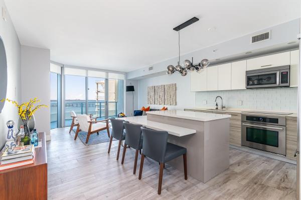 Brickell House, 1300 Brickell Bay Dr #1910, Miami, Florida 33131, image 1