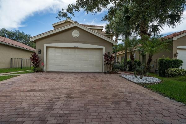 Greystone, 10941 Bitternut Hickory Ln, Boynton Beach, Florida 33437, image 1
