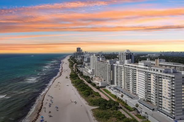 The Pavilion, 5601 Collins Ave 1716, Miami Beach, Florida 33140, image 1