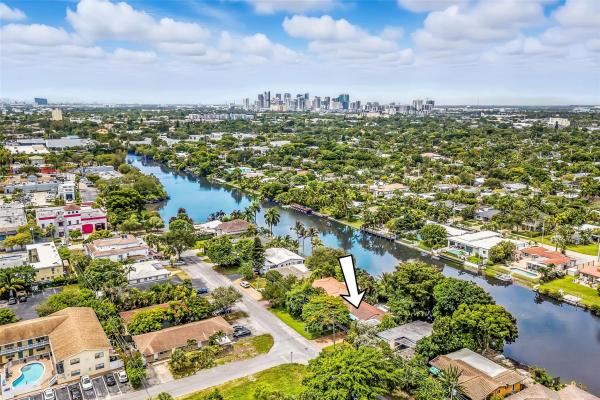 Lauder Gate, 1625 NE 20th Ave, Fort Lauderdale, Florida 33305, image 1