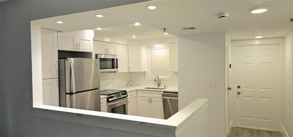 Rolling Hills Golf And Tennis Club, 3100 W Rolling Hills Cir #109, Davie, Florida 33328, image 1