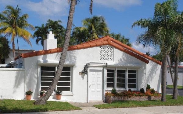 Lauderdale Beach, 2412 N Ocean Blvd, Fort Lauderdale, Florida 33305, image 1
