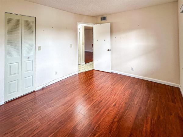 Sunrise Lakes 3, 9750 Sunrise Lakes Blvd #211, Sunrise, Florida 33322, image 1