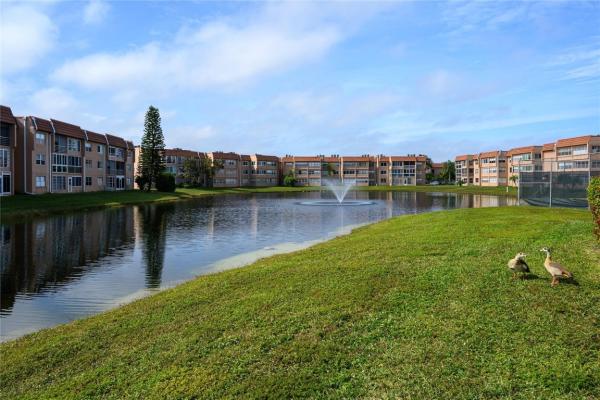Sunrise Lakes 3, 9750 Sunrise Lakes Blvd #211, Sunrise, Florida 33322, image 1