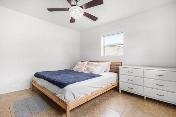 Oak Grove, 3250 SW 12th Ave, Fort Lauderdale, Florida 33315, image 1