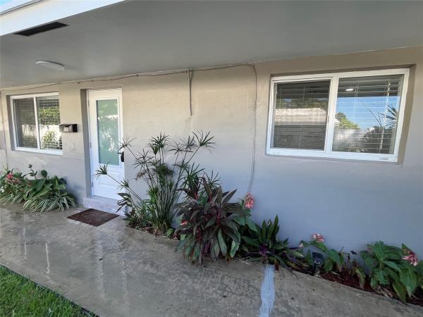 Boniello Villas, 916 NW 26th St #916, Wilton Manors, Florida 33311, image 1