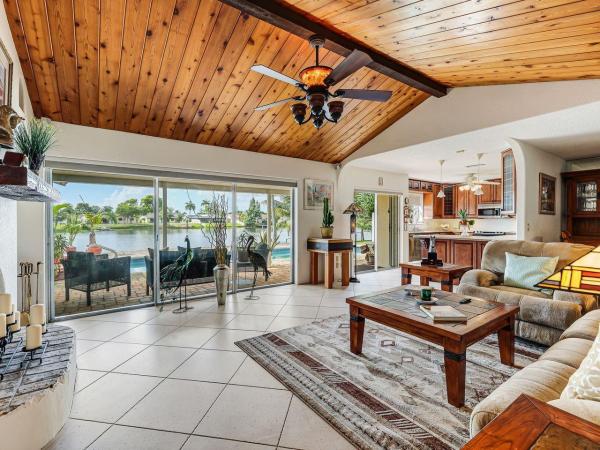 Waterford Homes, 1310 SW 26th Ave, Deerfield Beach, Florida 33442, image 1