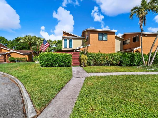 Pineapple Park At Woodmont, 8009 NW 71st Ct, Tamarac, Florida 33321, image 1
