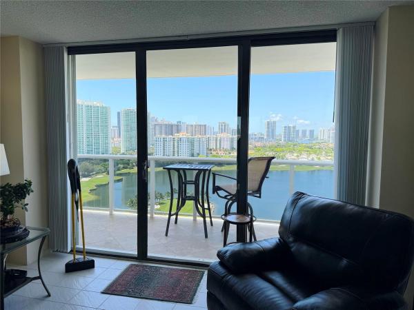 3675 N Country Club Dr 2007, Aventura, Florida 33180, image 1