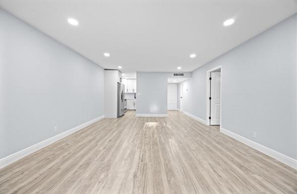 The Falls Of Inverrary, 6061 N Falls Cir Dr #109, Lauderhill, Florida 33319, image 1