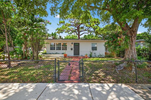 Croissant Park, 251 SW 22nd St, Fort Lauderdale, Florida 33315, image 1