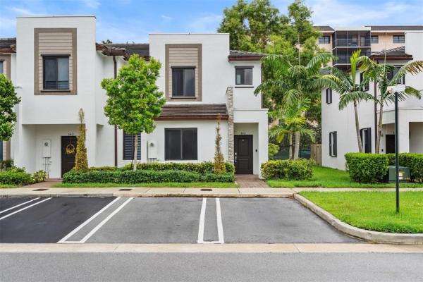 340 NE 208th Ter, Miami, Florida 33179, image 1