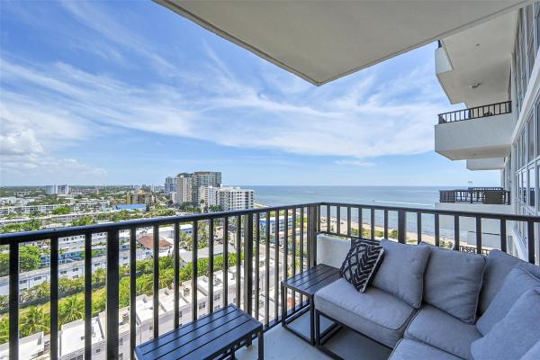 Silver Thatch Atlantic Plaza, 531 N Ocean Blvd #1705, Pompano Beach, Florida 33062, image 1