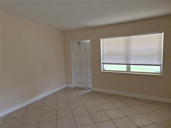 San Castle, 521 Oleander Rd, Lake Worth, Florida 33462, image 2