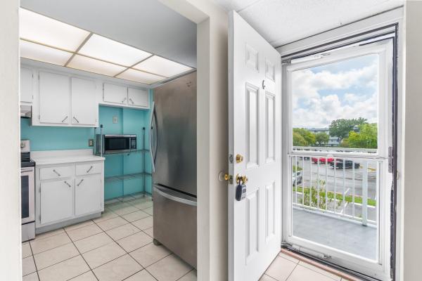 Royal Park, 114 Royal Park Dr #3C, Oakland Park, Florida 33309, image 1