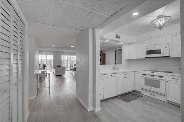 San Remo, 2871 N Ocean Blvd #C519, Boca Raton, Florida 33431, image 1