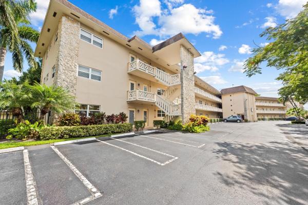 Willow Gardens, 5100 NW 35th St #110, Lauderdale Lakes, Florida 33319, image 1