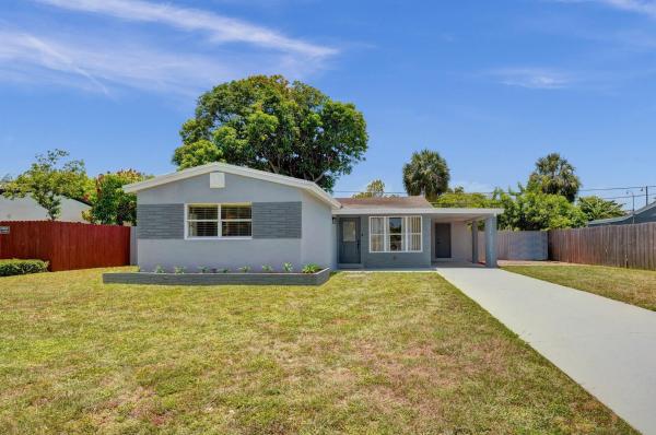 Academy Award, 421 NW 39th Ave, Lauderhill, Florida 33311, image 1