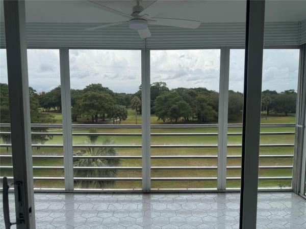 Oaks Lane At Palm-Aire, 605 Oaks Dr #501, Pompano Beach, Florida 33069, image 1