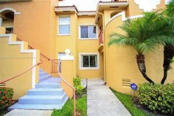 The Cove At French Villas, 7901 NW 6th St #103, Pembroke Pines, Florida 33024, image 1