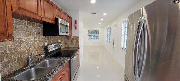 Lincoln Park, 831 NW 14th Way #2, Fort Lauderdale, Florida 33311, image 1