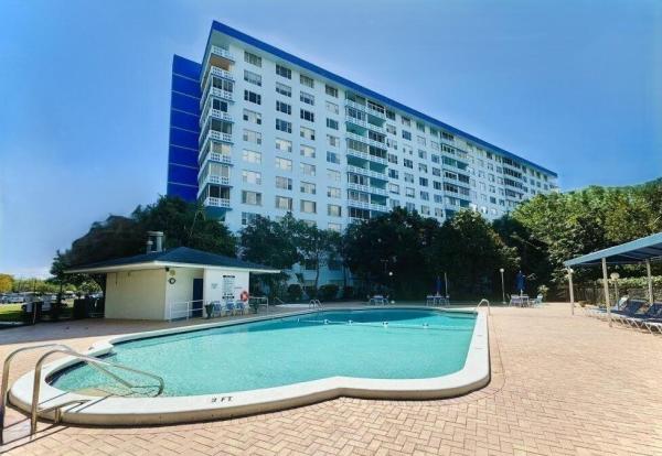 Hillcrest, 4001 Hillcrest Dr #407, Hollywood, Florida 33021, image 1