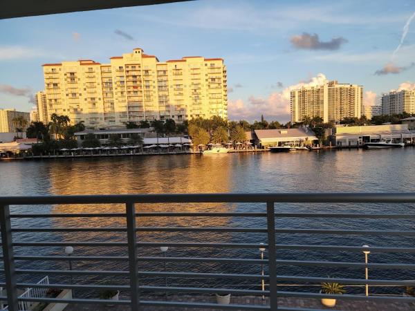 Lauderdale Tower, 2900 NE 30th St #H3, Fort Lauderdale, Florida 33306, image 1