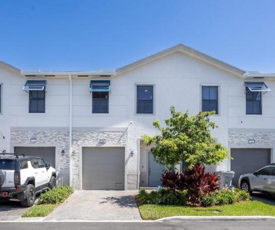 369 NW 8th Ct, Pompano Beach, Florida 33060, image 1
