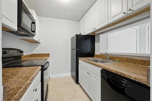 Palm-Aire Gardens, 4281 W Mcnab Rd #16, Pompano Beach, Florida 33069, image 1