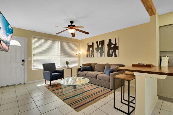 Sunset Lake Park, 1031 SW 3rd St, Hallandale Beach, Florida 33009, image 1