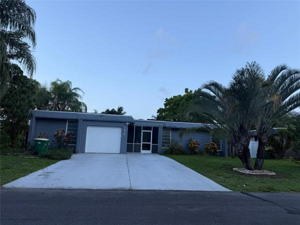 Vanguard Village 15, 7024 NW 63rd St, Tamarac, Florida 33321, image 1