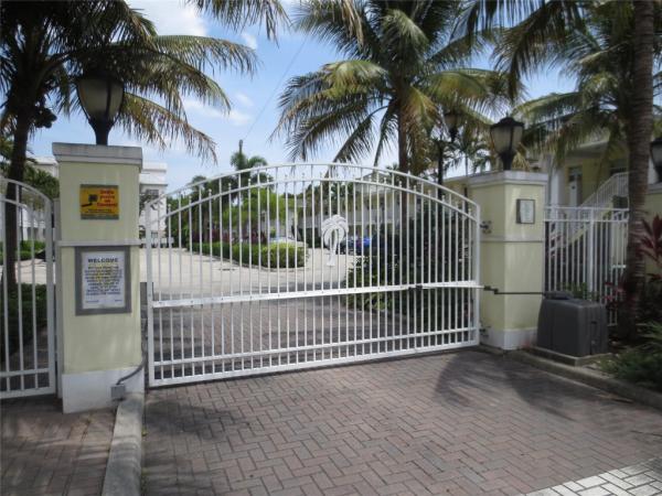 The Grove At Wilton Manors , 2660 NE 8th Ave #105, Wilton Manors, Florida 33334, image 3