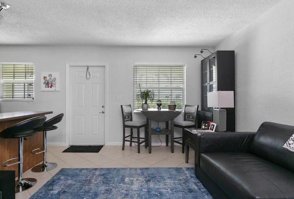 The Grove At Wilton Manors , 2660 NE 8th Ave #105, Wilton Manors, Florida 33334, image 2