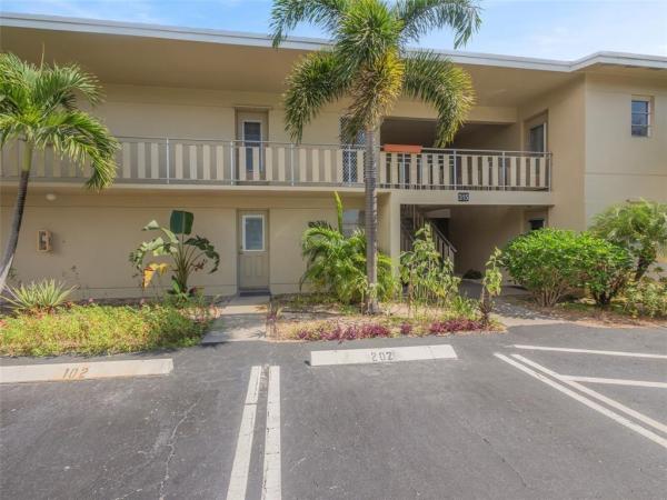 Four Sea Suns, 315 Circle Dr #201, Boynton Beach, Florida 33435, image 1