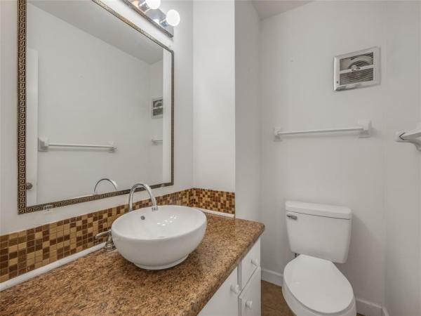 Four Sea Suns, 315 Circle Dr #201, Boynton Beach, Florida 33435, image 1