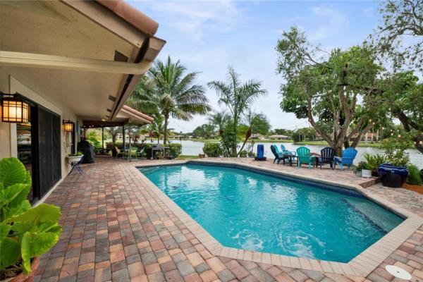 10320 NW 6th St, Coral Springs, Florida 33071, image 1