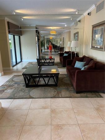 Willow Wood Midrise At Boca Country Club, 6797 Willow Wood Dr #6073, Boca Raton, Florida 33434, image 2