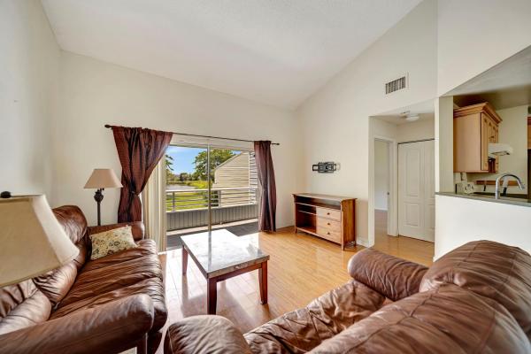 3461 NW 44th St #206, Lauderdale Lakes, Florida 33309, image 1