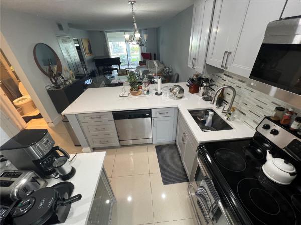 Deerfield Beach Gardens, 1040 SE 4th Ave #123, Deerfield Beach, Florida 33441, image 1