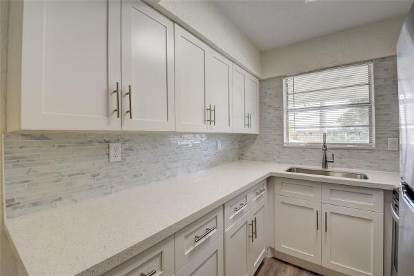 Palm Royal, 30 SE 13th St #B2, Boca Raton, Florida 33432, image 1
