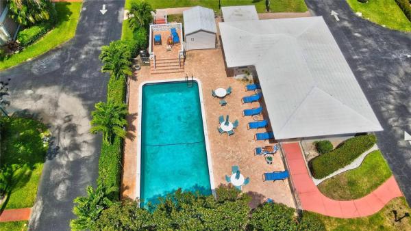 Palm Royal, 30 SE 13th St #B2, Boca Raton, Florida 33432, image 1