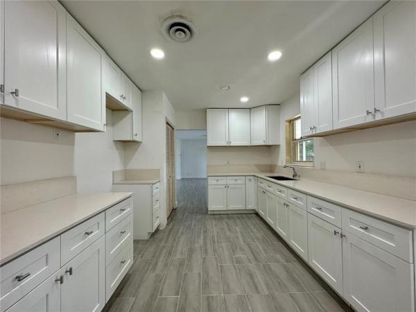 Pine Crest, 912 NE 9th Ct 0, Pompano Beach, Florida 33060, image 1