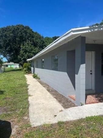 Edgewood Park, 1414 Edgewood Ter, Fort Pierce, Florida 34950, image 1