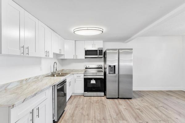 1052 Hythe C #1052, Boca Raton, Florida 33434, image 1