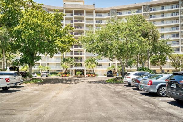 Oaks Way At Palm-Aire, 3507 Oaks Way #704, Pompano Beach, Florida 33069, image 1