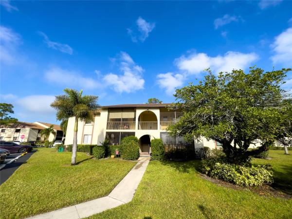 Pine Ridge South 3, 317 Knotty Pine Cir #C2, Greenacres, Florida 33463, image 1