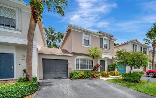 Plum Harbor, 6010 N Golden Beauty Ln #6010, Tamarac, Florida 33321, image 1