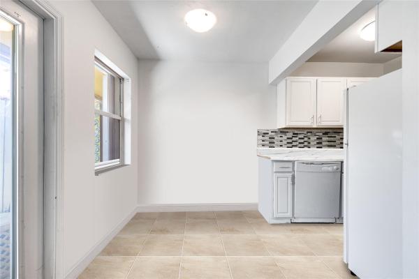 Las Brisas Villas, 1200 NE 17th Ct #5, Fort Lauderdale, Florida 33305, image 2