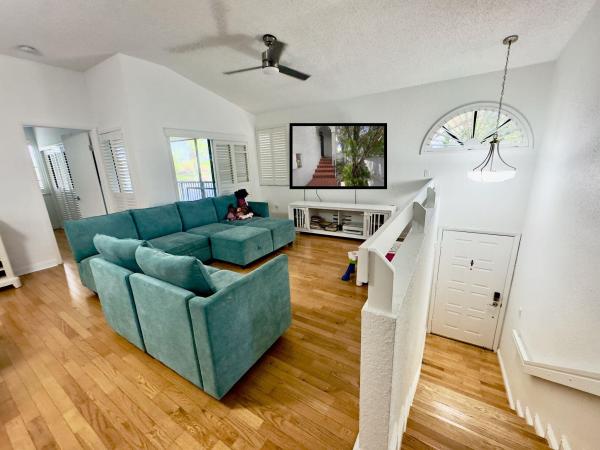 12078 NW 11th St, Pembroke Pines, Florida 33026, image 1