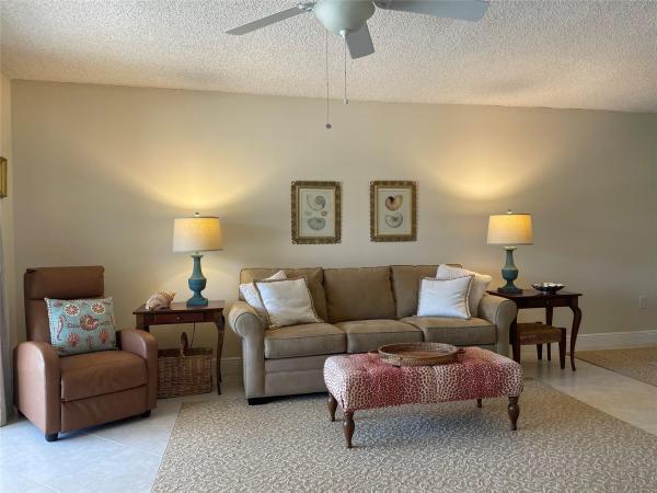 Poinciana By The Sea, 4629 Poinciana St #215, Lauderdale By The Sea, Florida 33308, image 3
